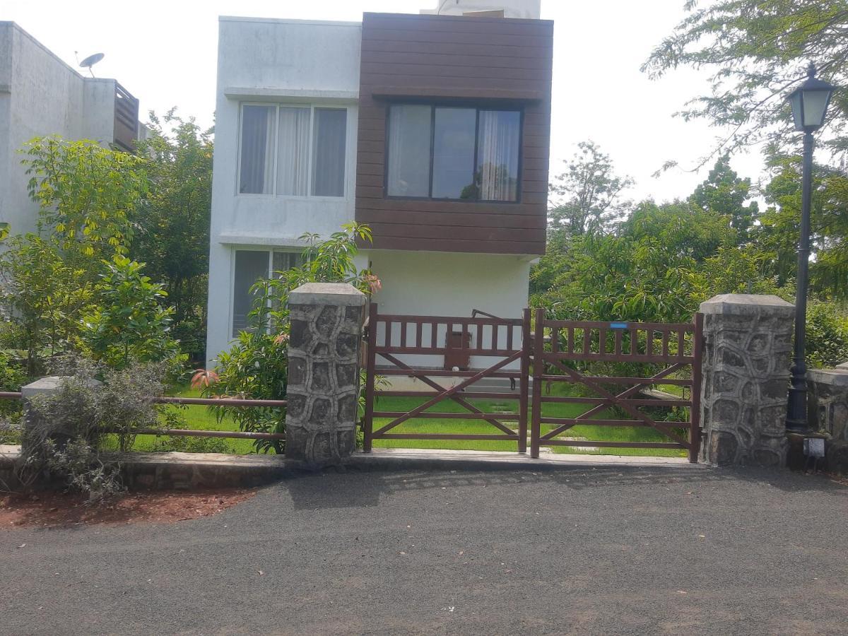 Destination A1 32 Villa Нерал Екстериор снимка